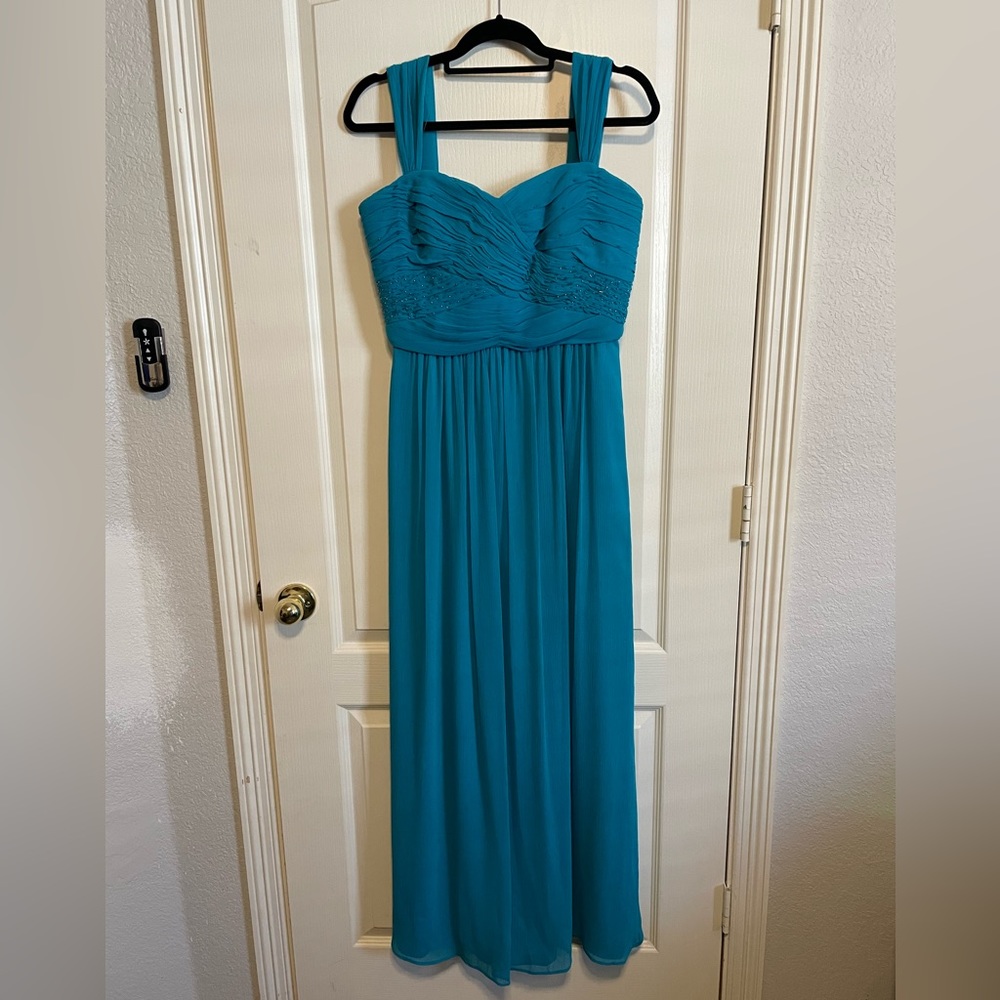 Max and Cleo floor length dress